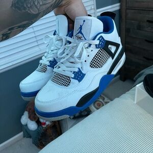 Jordan 4 Motorsports